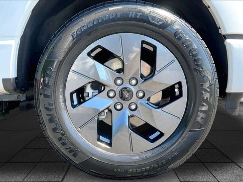 Certified 2025 Ford F150 Lightning Flash AWD/4WD image 8