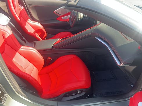 Used 2024 Chevrolet Corvette Stingray Preferred Conv w/ Z51 Performance Package RWD image 20