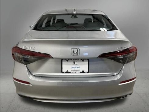 Certified 2025 Honda Civic Sport image 5