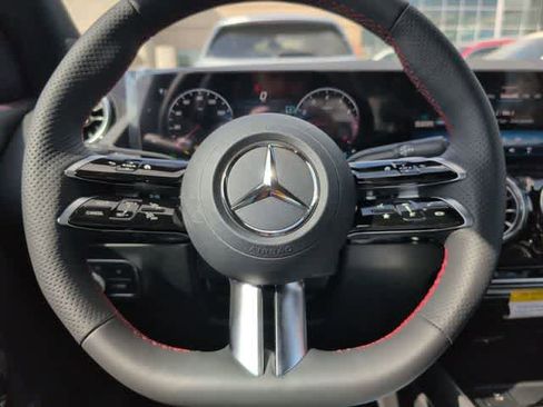 Used 2026 Mercedes-Benz GLA 250 image 22