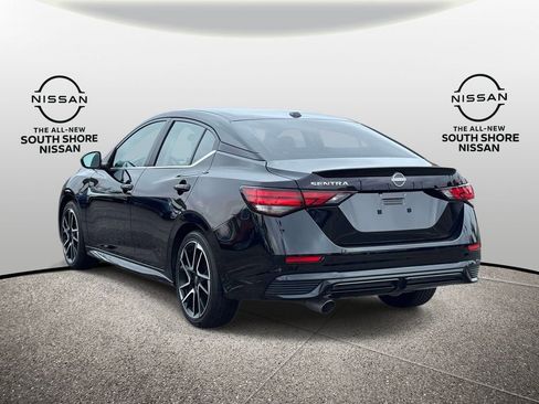 Used 2025 Nissan Sentra SR image 8