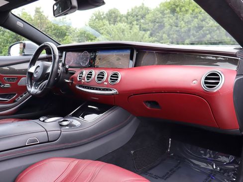 Used 2015 Mercedes-Benz S 63 AMG 4MATIC Coupe image 12