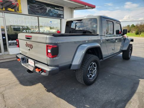 Used 2021 Jeep Gladiator Mojave w/ Uconnect 4C Nav & Sound Group AWD/4WD image 3