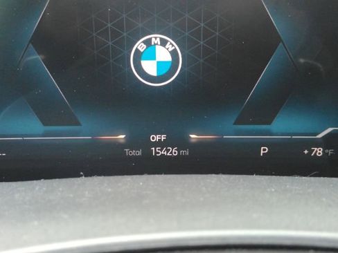 Used 2023 BMW X7 xDrive40i w/ M Sport Package AWD/4WD image 55