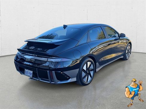 Certified 2024 Hyundai Ioniq 6 SE image 5