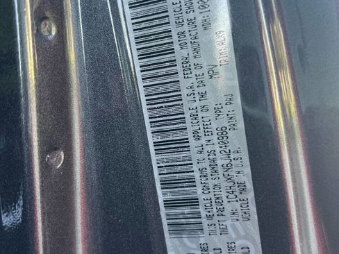 Used 2018 Jeep Wrangler Unlimited Rubicon image 40