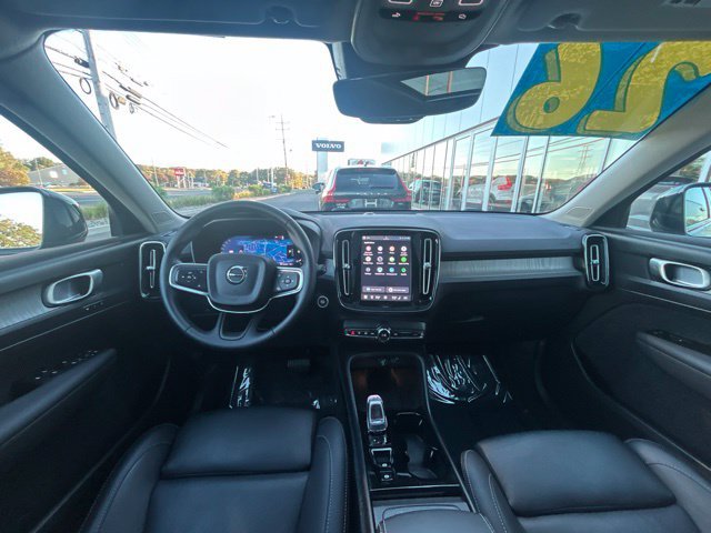 Used 2026 Volvo XC40 B5 Plus AWD/4WD image 16