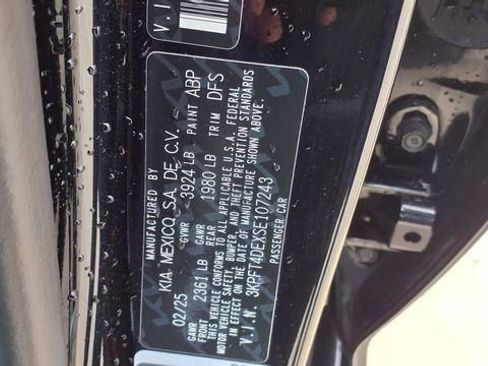 Used 2025 Kia K4 LXS image 30