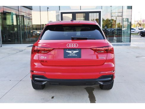 Used 2022 Audi Q3 2.0T Premium Plus image 7