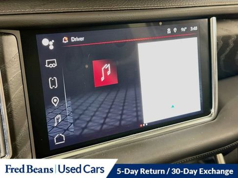 Used 2022 GMC Yukon XL Denali w/ Advanced Technology Package AWD/4WD image 21