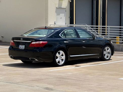 Used 2012 Lexus LS 460 w/ Luxury Value Edition RWD image 7