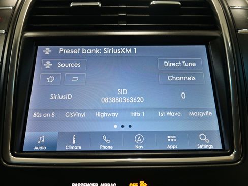 Used 2019 Lincoln Nautilus Select AWD/4WD image 15