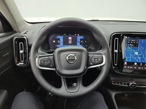 New 2026 Volvo XC40 B5 Ultra w/ Protection Package Premier AWD/4WD image 29