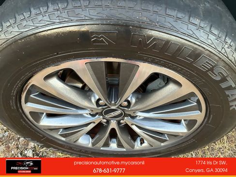 Used 2016 Lincoln Navigator L Select image 33