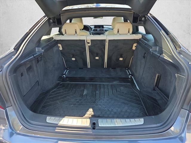 Used 2018 BMW 330i Gran Turismo xDrive AWD/4WD image 12