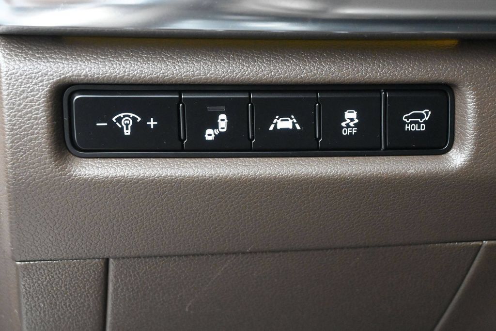 Used 2022 Kia Telluride SX w/ Towing Package FWD image 7