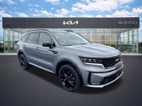 Certified 2023 Kia Sorento SX FWD image 1