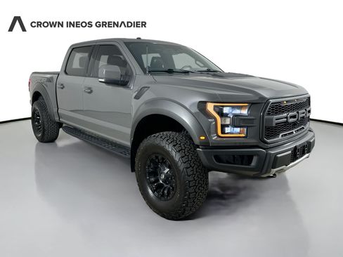 Used 2018 Ford F150 Raptor w/ Equipment Group 802A Luxury AWD/4WD image 3