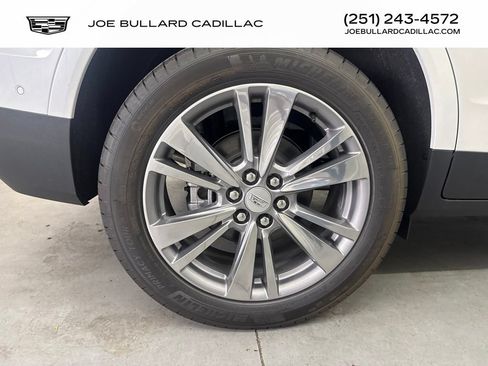 New 2026 Cadillac XT5 Premium Luxury w/ Driver Assist Package FWD image 21