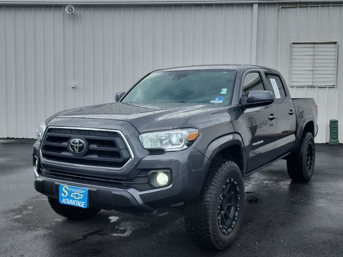 Used 2022 Toyota Tacoma SR5 RWD image 1