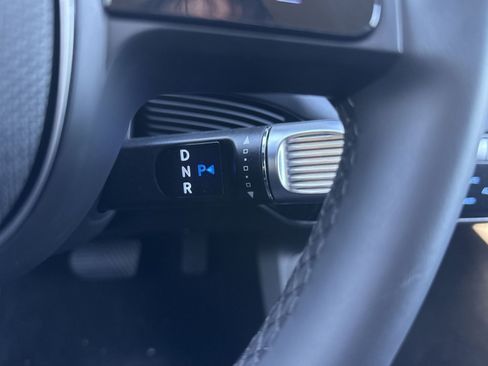 New 2024 Hyundai Ioniq 5 SE image 21