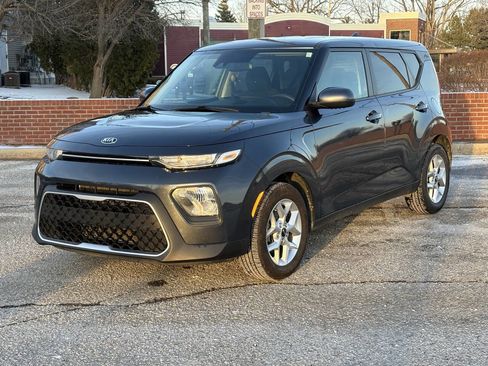 Used 2020 Kia Soul S image 17