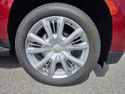 Used 2024 Chevrolet Tahoe High Country image 6