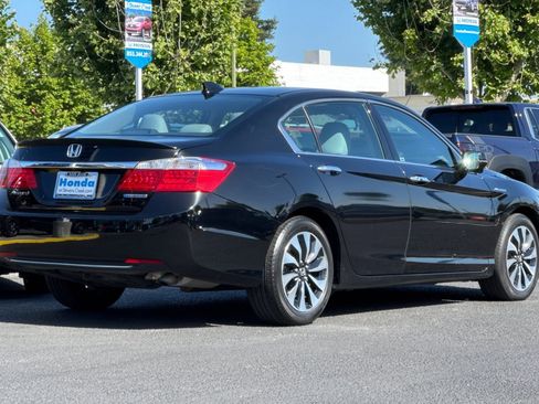 Used 2015 Honda Accord Hybrid Sedan image 8