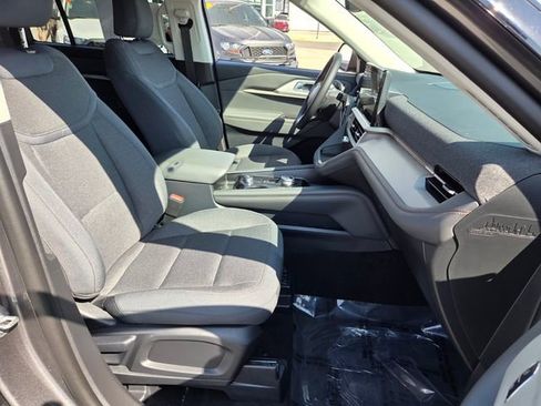 New 2026 Ford Explorer Active image 45