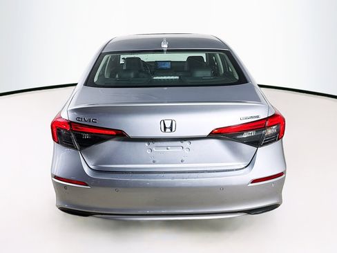 Used 2024 Honda Civic Touring image 32