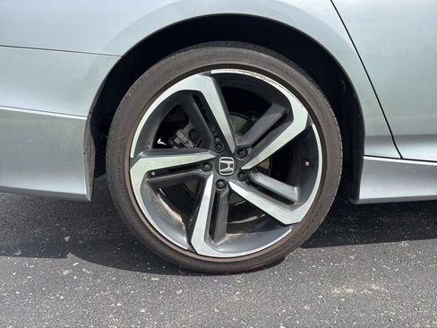 Used 2021 Honda Accord Sport image 5