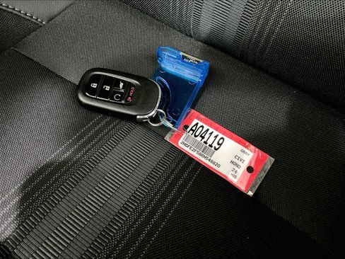 Used 2024 Honda Civic Sport image 29