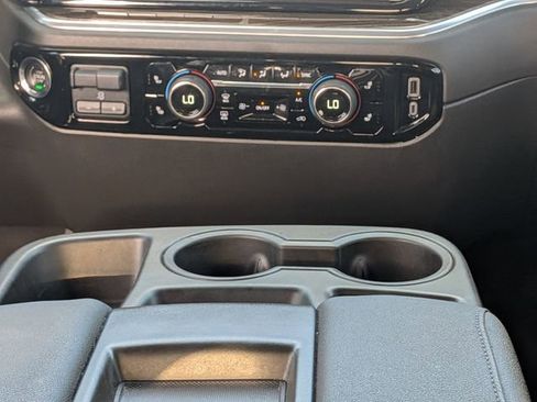 Used 2025 Chevrolet Silverado 1500 LT AWD/4WD image 23