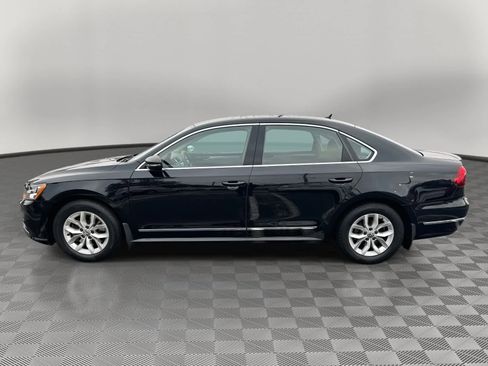 Used 2017 Volkswagen Passat 1.8T S image 6