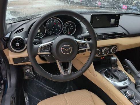 New 2025 MAZDA MX-5 Miata Grand Touring image 10
