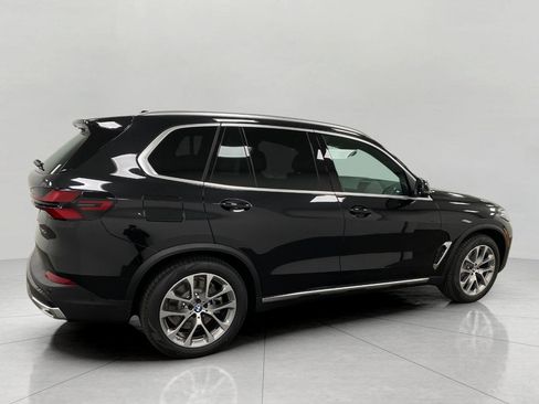 New 2026 BMW X5 xDrive50e AWD/4WD image 2