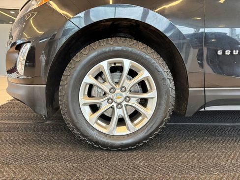 Used 2021 Chevrolet Equinox LT AWD/4WD image 12