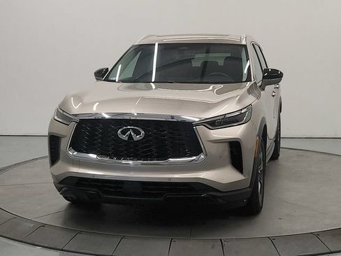 Used 2023 INFINITI QX60 Luxe w/ Cargo Package AWD/4WD image 4