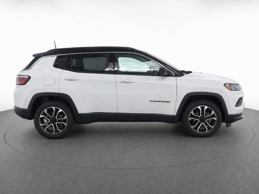 Used 2024 Jeep Compass Limited AWD/4WD image 7