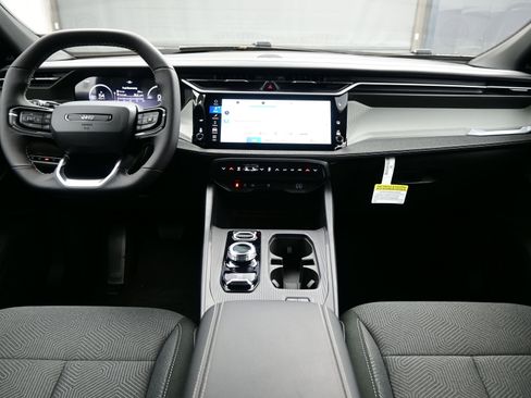 New 2026 Jeep Cherokee Laredo image 9