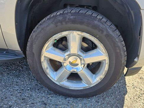 Used 2009 Chevrolet Tahoe LT w/ Luxury Package image 9