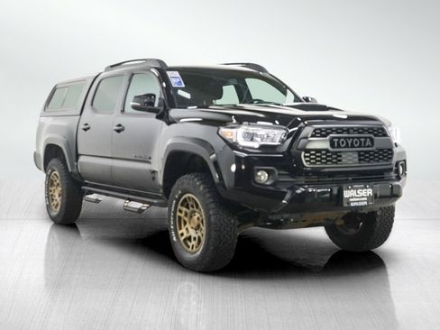 Used 2022 Toyota Tacoma TRD Sport AWD/4WD image 7