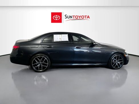 Used 2022 Mercedes-Benz E 350 Sedan image 2