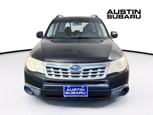 Used 2011 Subaru Forester 2.5X AWD/4WD image 2