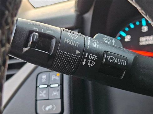 Used 2018 GMC Yukon Denali w/ Denali Ultimate Package RWD image 9
