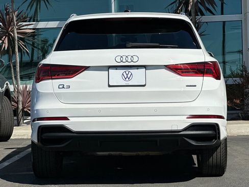 Used 2023 Audi Q3 2.0T Premium w/ Convenience Package image 5