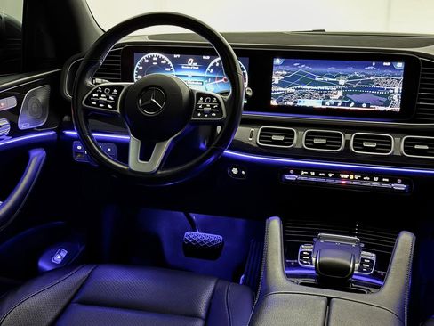 Used 2020 Mercedes-Benz GLE 350 w/ Premium Package image 30