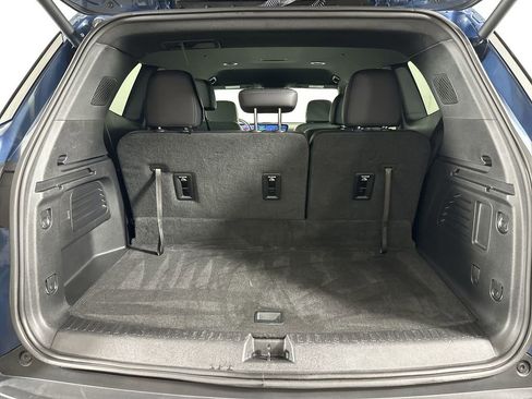 Used 2025 Buick Enclave Preferred image 27