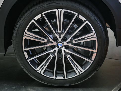 Used 2026 BMW X2 xDrive28i w/ Convenience Package AWD/4WD image 11