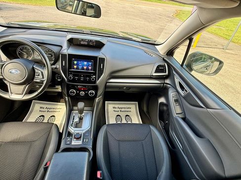 Used 2023 Subaru Forester Premium AWD/4WD image 22
